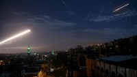 Siyonist rejim İsrail, Suriye’nin Humus kentine hava saldırısı yaptı