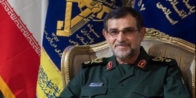 Tuğamiral Tengsiri: Düşmanın İran gemilerine saldırısına anında kesin karşılık verilir