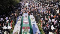 Şiraz’da terör saldırısında şehit düşenler ebediyete uğurlandı