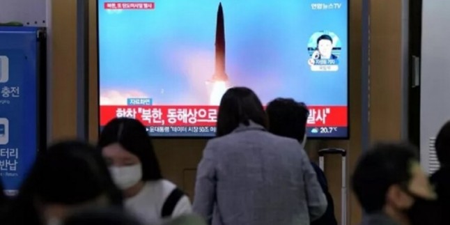Kuzey Kore’den en az 10 füze denemesi