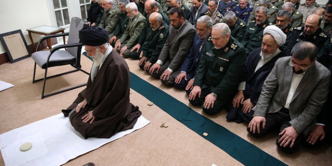 Foto: Dünya Mustazafları Rehberi, İran silahlı kuvvetler komutanlarını kabul etti
