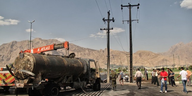 Kirmanşah’ta yakıt tankeri patladı