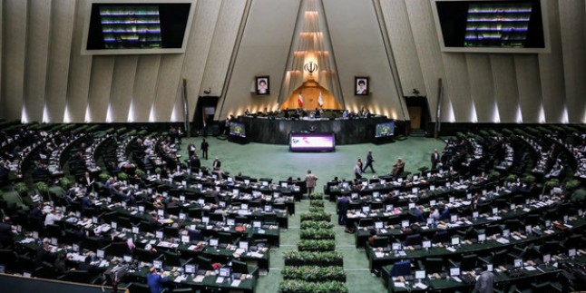 İran Meclisi’nin ülkedeki gelişmeleri inceleme oturumu başladı
