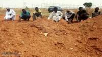 Nijerya Ordusu Müslümanları Katlettikten Sonra Toplu Mezara Gömdü