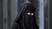 Avusturya burka yasağını onayladı