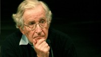 Chomsky: Amerika ve İngiltere, dünyanın en kötü güçlerinin en kötüsüler