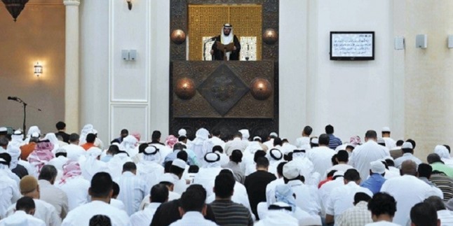 Suudi rejimi, ülkedeki tüm camileri tamamen kontrol altına almayı amaçlıyor