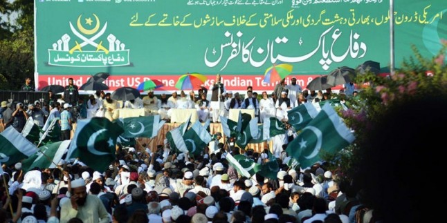 Pakistan’da Amerika karşıtı gösteri