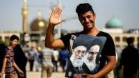 İranlı ve yabancı milyonlarca ziyaretçi Tahran’a akın ediyor