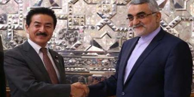 İran ve Japonya parlamentoları yetkilileri arasında görüşme