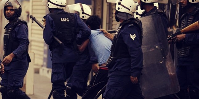 2011 yılından şimdiye kadar 800 bin nüfuslu Bahreyn’de 10 bini aşkın kişi tutuklandı
