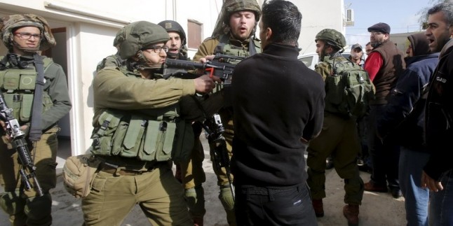 Siyonistlerin Mescid-i Aksaya yönelik saldırılarında 50 Filistinli yaralandı