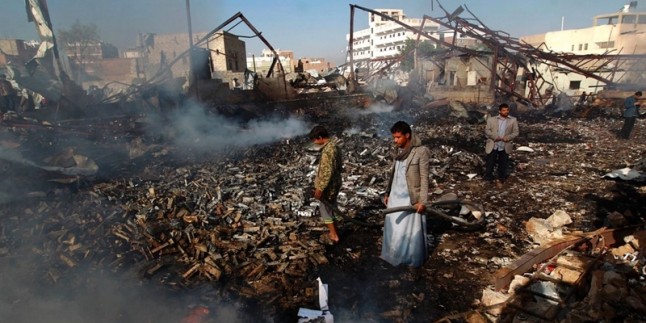 Suudi rejimi Yemen’e karşı salkım bombaları kullandı