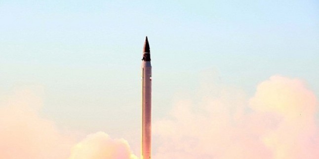 Yemen Asıf-1 füzenin tanıtımını yaptı