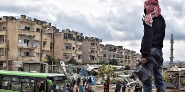 Bin terörist Şam’ın Berze mahallesinden çekildi
