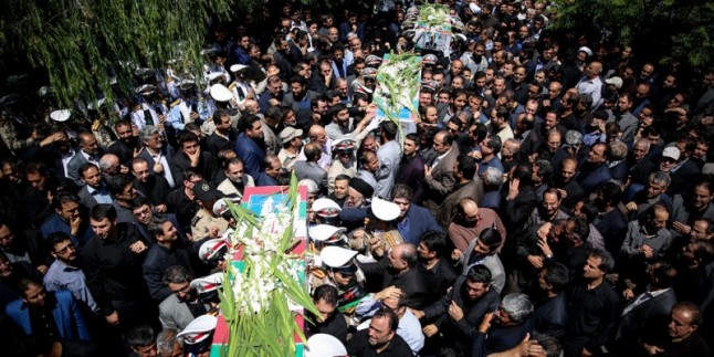 Burucerdi: ABD, İran karşıtı komploların arkasında