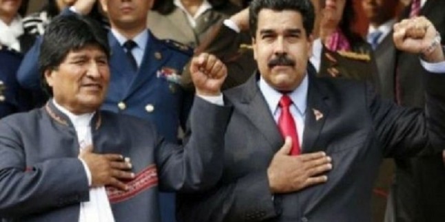 Venezuela Amerika’nın Askeri Tehditleri Karşısında Direniyor