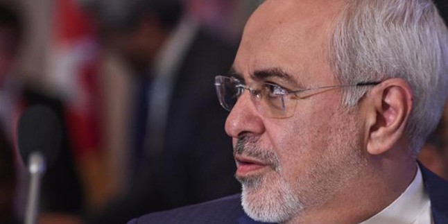 İran dışişleri bakanı Zarif: Trump hükümeti dünyada inzivaya itilmiştir