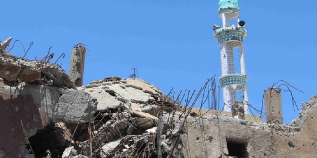 Suudi savaş uçakları, Yemen’de camileri bombaladı
