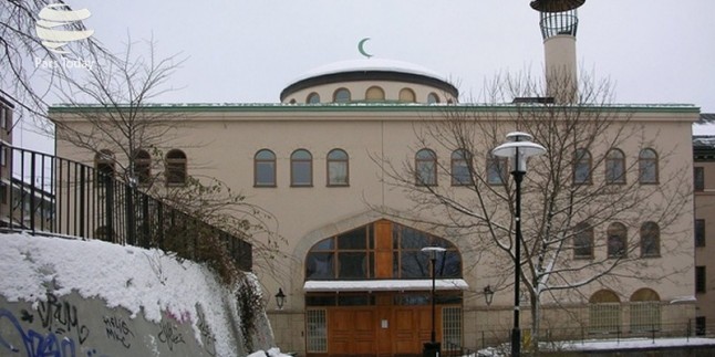 İsveç’in en eski camisine ırkçı saldırı