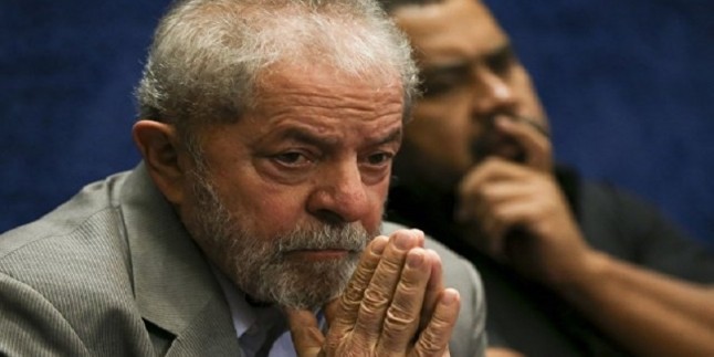 Brezilya Eski Devlet Başkanı Teslim Oldu; Kriz sonlandırıldı