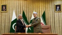İran ve Pakistan Savunma Bakanları Arasında İşbirliği Anlaşması