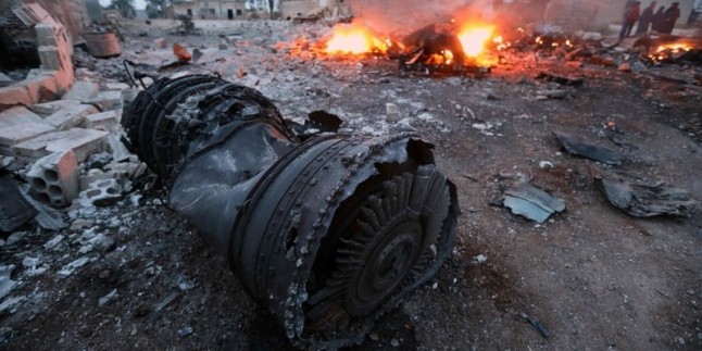 İdlib’de, Rus uçağına düzenlenen saldırıyı Nusra Cephesi üstlendi