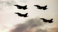 Siyonist İsrail savaş uçakları Gazze’ye saldırdı