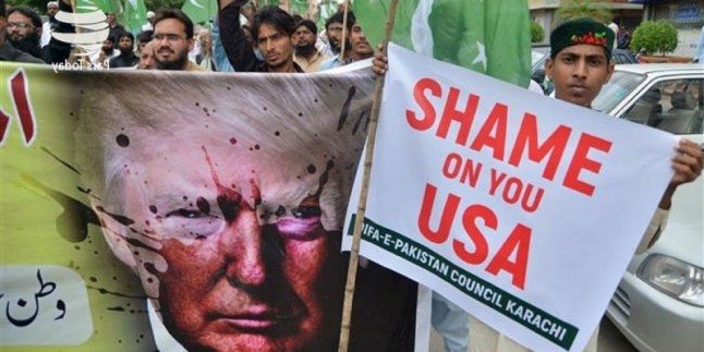 Pakistan’da ABD ve Siyonist rejim karşıtı gösteri düzenlendi