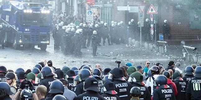 G-20 Zirvesi öncesinde polis ile göstericiler arasında olaylar çıktı