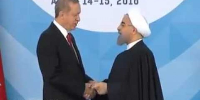 Ruhani: İran Amerika ile mücadele savaşını kesin kazanan taraftır