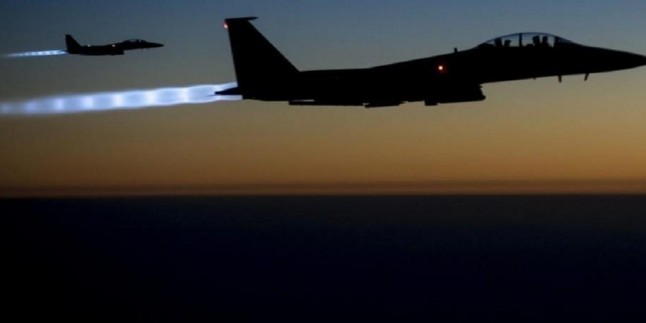 Amerika savaş uçaklarının düzenlediği saldırıda en az 200 Suriyeli sivil hayatını kaybetti.