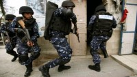 Mahmut Abbas’a Bağlı Güvenlik Güçleri El-Halil’de Üniversite Öğrencisini Gözaltına Aldı