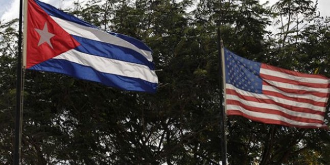 ABD Küba karşısında 54 yıl sonra teslim bayrağını çekti