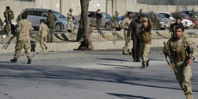 IŞİD Teröristleri Afganlı Öğrencileri Hedef Aldı: 11 Yaralı