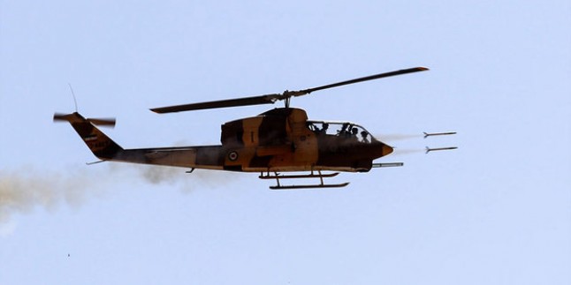 İran’ın “Beytül Mukaddes” tatbikatında helikopterlerden büyük gösteri