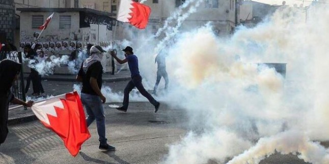 Bahreyn halkının kıyamının sindirilmesinde ABD etkin bir rol oynuyor