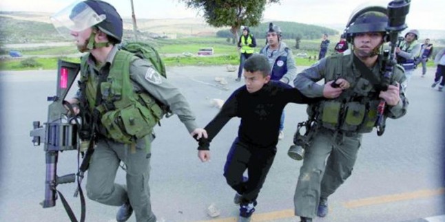 İşgal Güçleri Her Ay Ortalama 120 Filistinli Çocuğu Tutukluyor