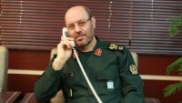 İran Savunma Bakanı Azeri ve Ermeni mevkidaşlarıyla görüştü