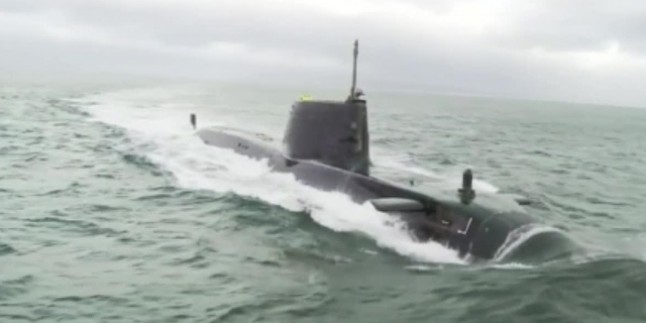 İngiltere denizaltılarının Suriye’ye saldırmak için füze menziline geldiği açıklandı