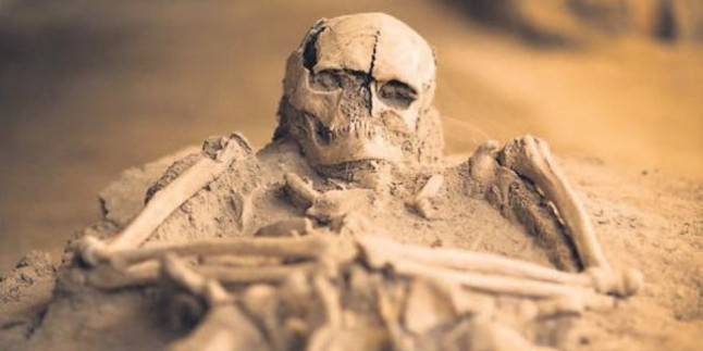 İran’da bin 500 yıllık dev iskelet bulundu