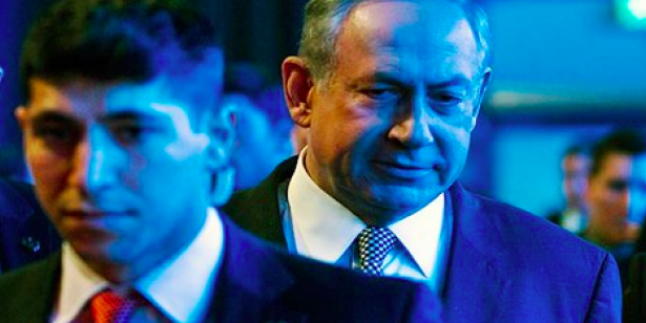 Terör rejimi İsrail başbakanı Netanyahu Tel Aviv’de protesto edildi