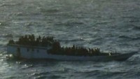 Endonezya’da işçileri taşıyan teknenin alabora olması sonucu 20 kişi öldü
