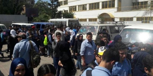 Magandalar Beyrut’ta Filistinli Mültecilere Ait Okullara Saldırdı