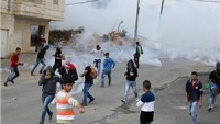 Siyonist İsrail Güçlerinin Baskınında Beş Kişi Yaralandı ve Bir Ev Yandı