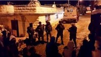 Siyonist İsrail Güçleri Batı Yaka’da Gece Baskınlarında 10 Kişiyi Gözaltına Aldı