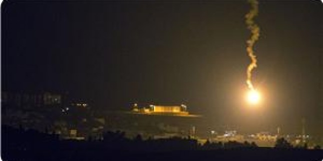 Siyonist İsrail Güçleri Gazze Şeridi’nin Doğusunda Tarım Arazilerine Ateş Açtı