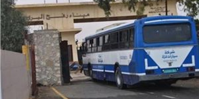 Rafah Kapısı’ndan Kahire’ye Giden Otobüsten Filistinli 4 Yolcu Kaçırıldı