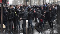 Fransa’da Devam Eden Protesto Gösterilerinde 18 Kişi Yaralandı