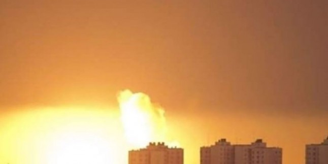 Siyonist İsrail savaş uçakları Gazze’yi bombaladı